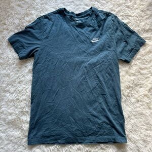 Nike Women's Blue Short Sleeve Tee